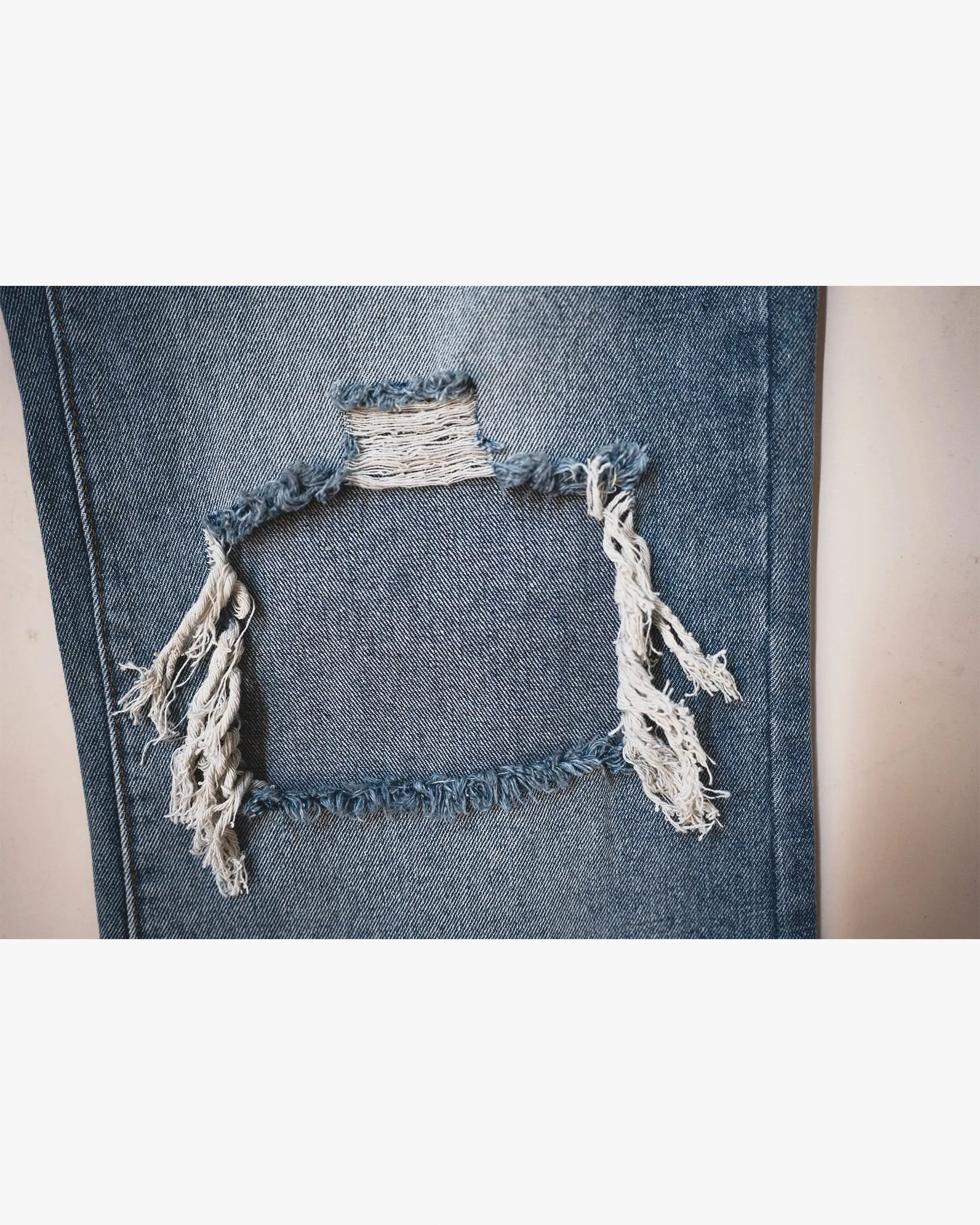 EPTM DISTRESSED BAGGY JEANS - DENIM BLUE