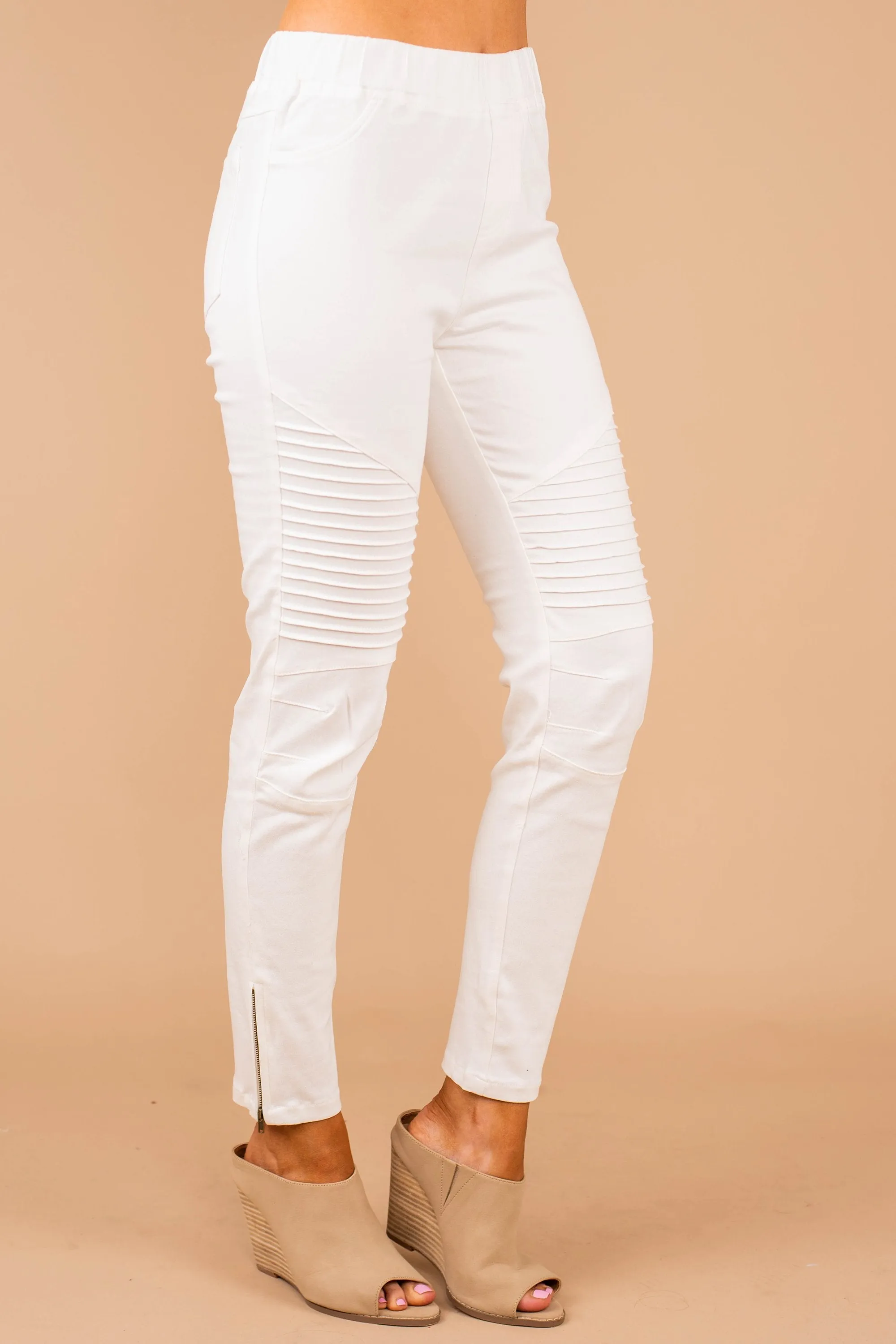 On The Edge Off White Moto Jeggings