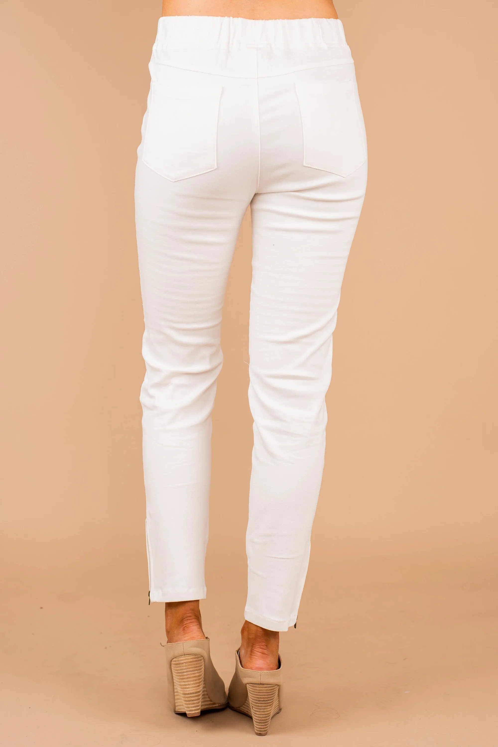 On The Edge Off White Moto Jeggings