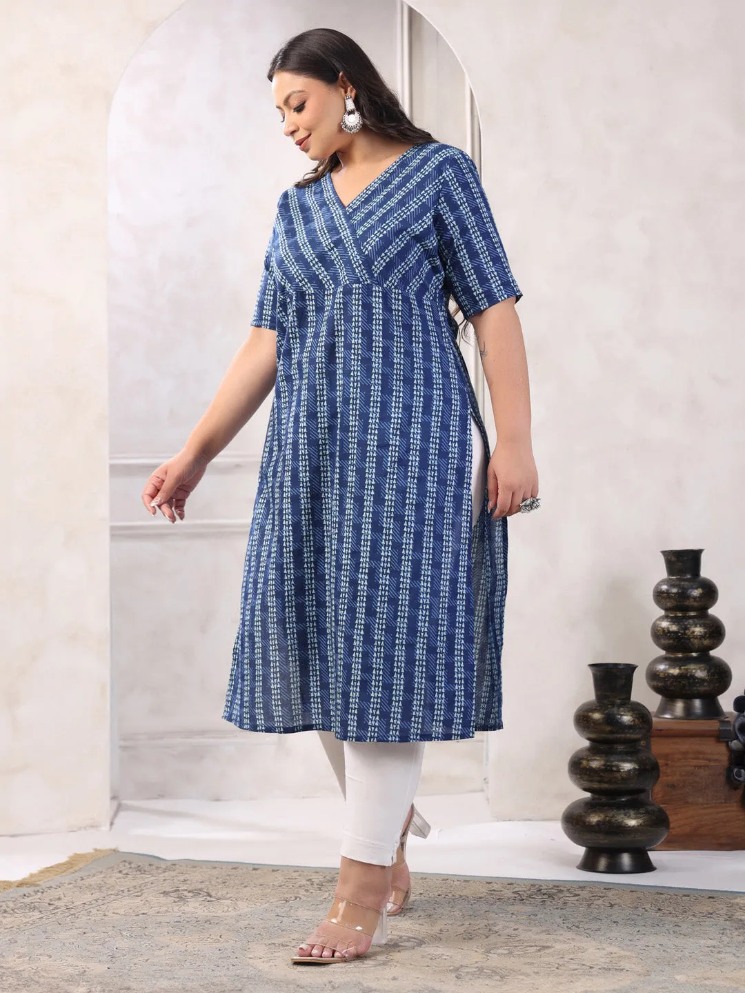 Plus Size Indigo Pure Cotton Floral Printed Straight Kurta