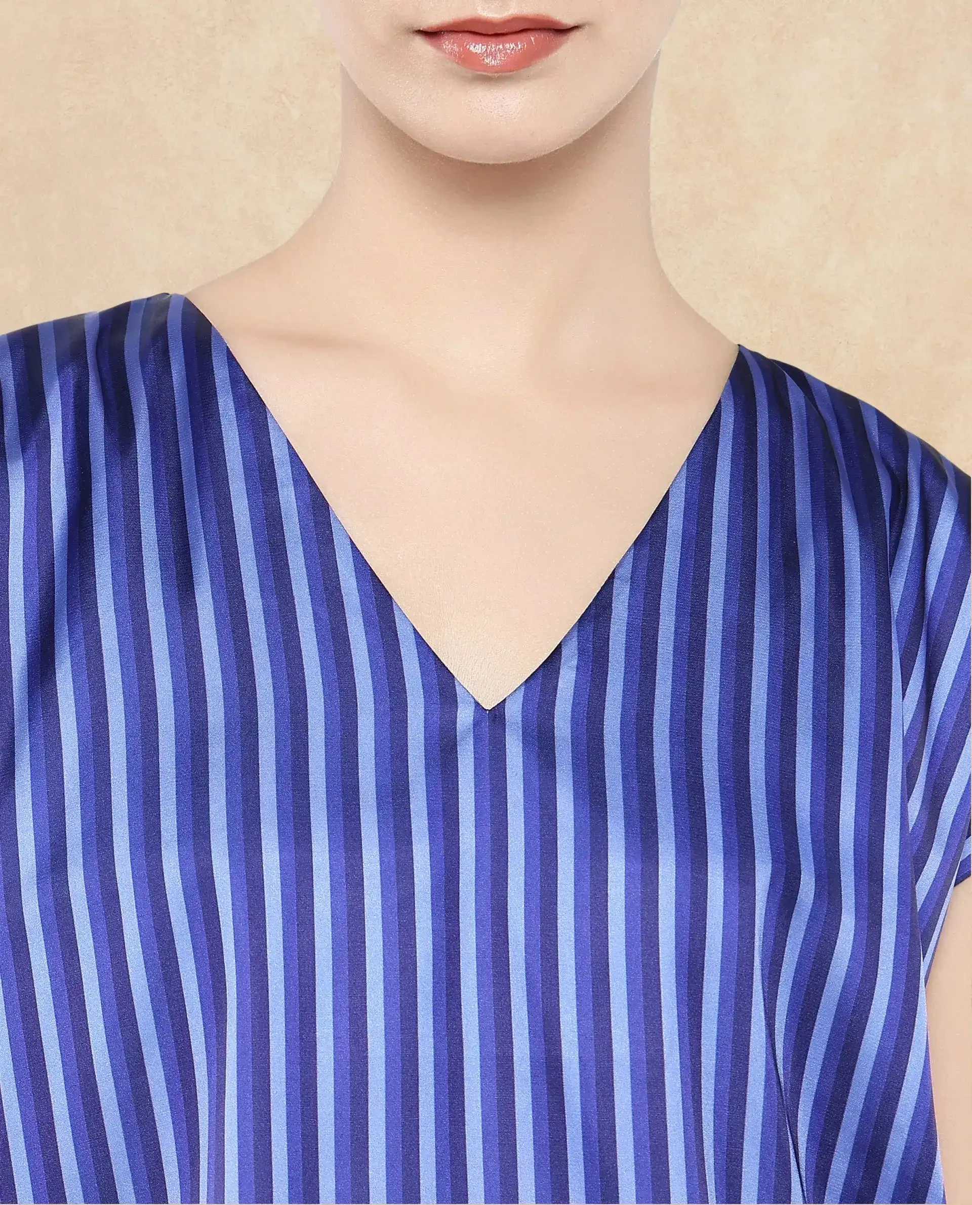 Rareism Women Chinita Blue Extended Sleeve V-Neck Boxy Fit Narrow Stripes Top