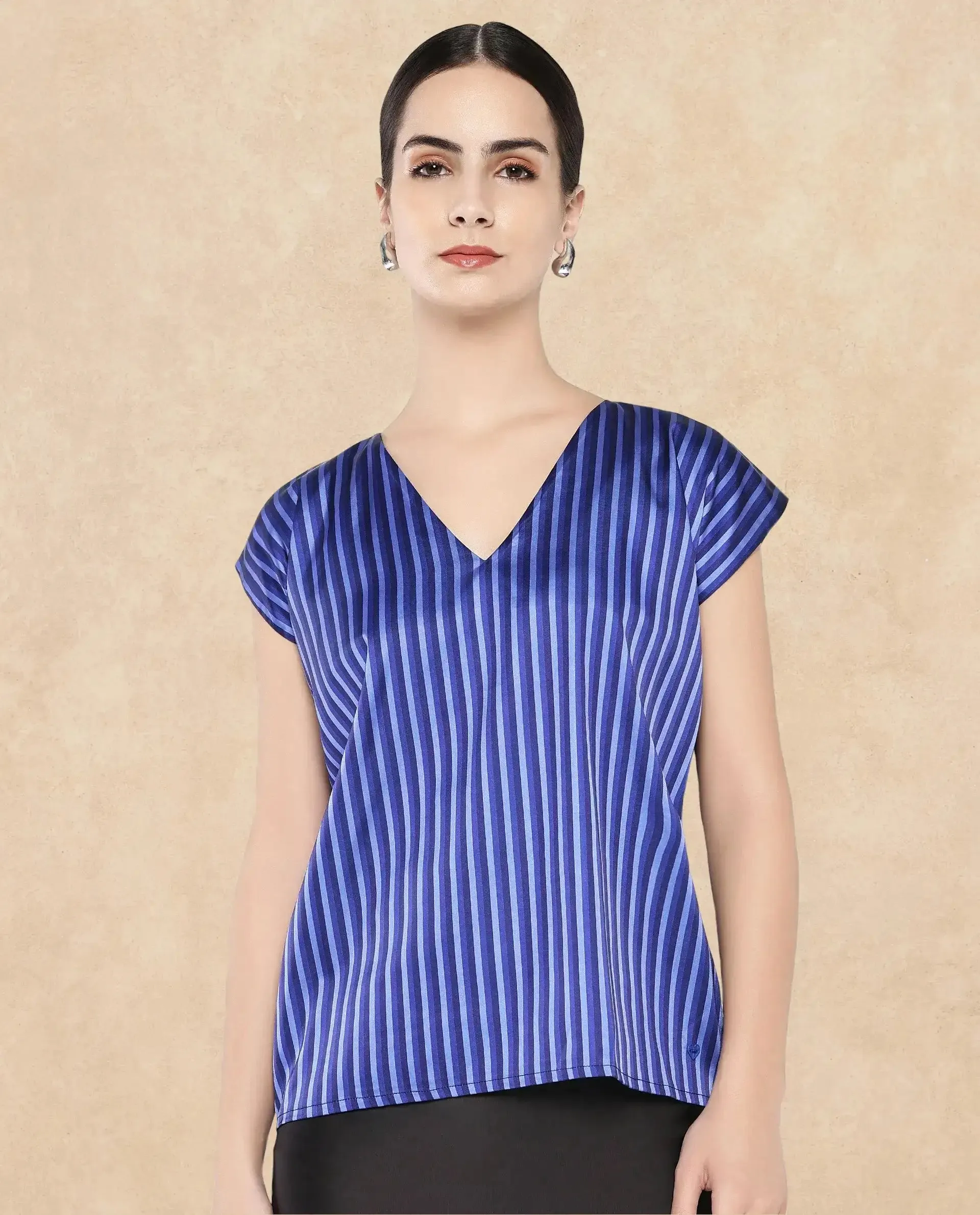 Rareism Women Chinita Blue Extended Sleeve V-Neck Boxy Fit Narrow Stripes Top