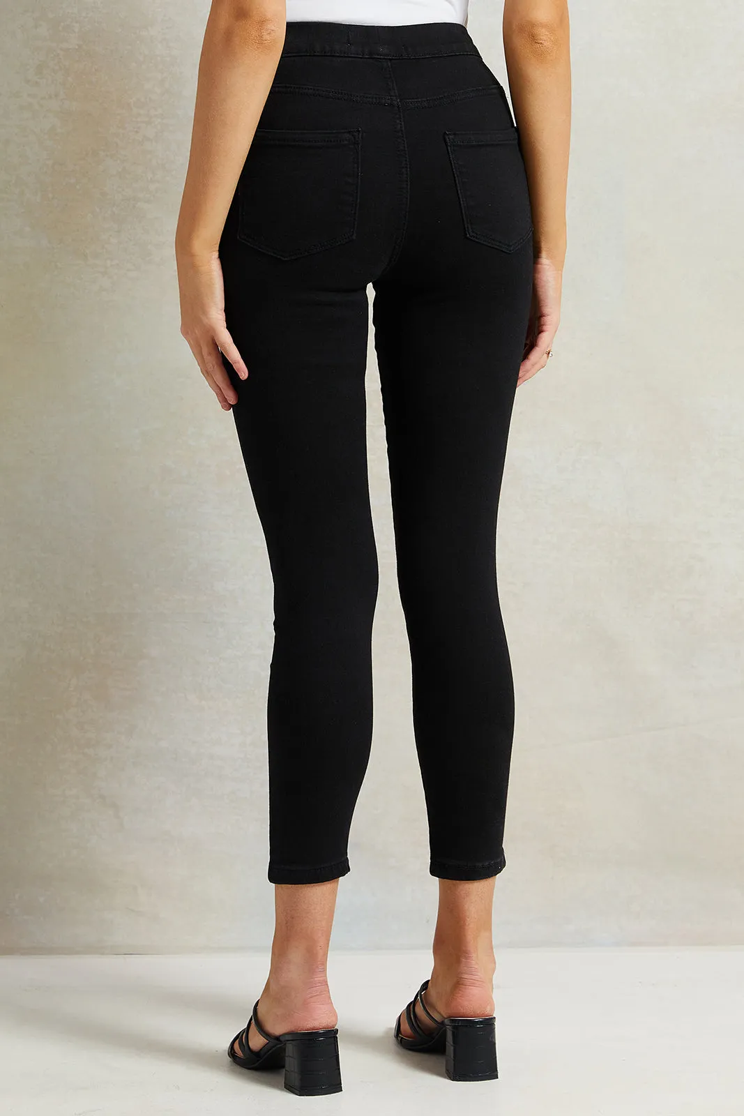 Women Black Skinny Knit Jeggings