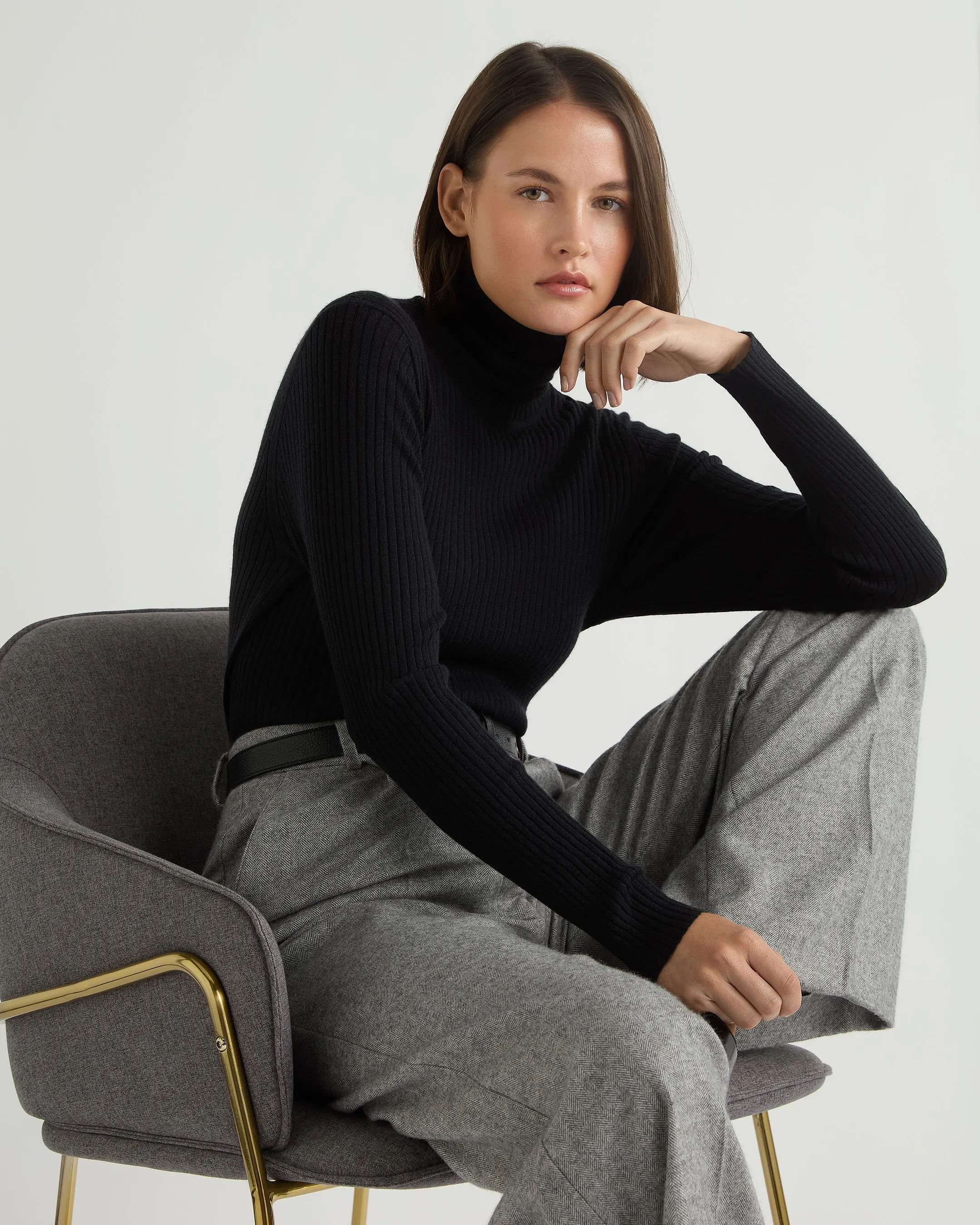 Women's Superfine Cashmere Ribbed Roll Neck Jumper Black